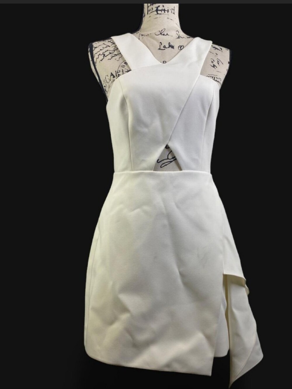 BCBGMAXAZRIA White Hannah Cutout Asymmetrical Cocktail Dress Size 4 Bridal Mini